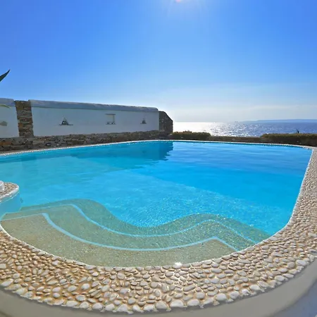 Villa Luxurious Waterfront Christina In The Area Of Melissaki With A Swimming Pool, Sea And Sunset View Ioulis