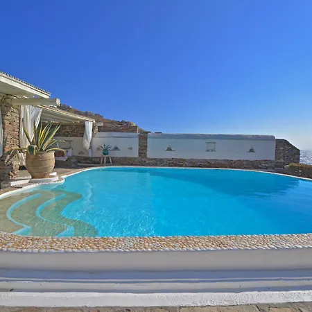 Villa Luxurious Waterfront Christina In The Area Of Melissaki With A Swimming Pool, Sea And Sunset View Ioulis