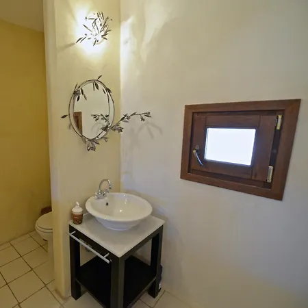 Luxurious Waterfront Christina In The Area Of Melissaki With A Swimming Pool, Sea And Sunset View *