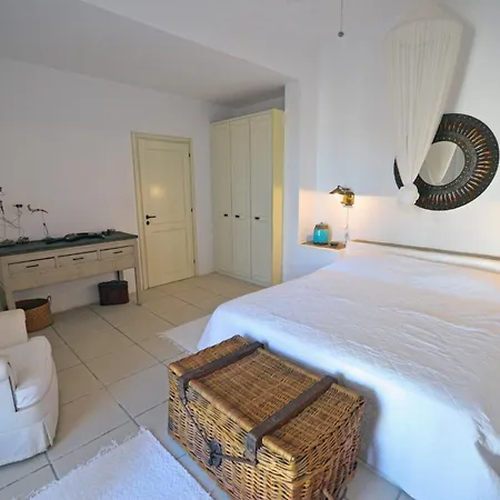 Villa Luxurious Waterfront Christina In The Area Of Melissaki With A Swimming Pool, Sea And Sunset View *